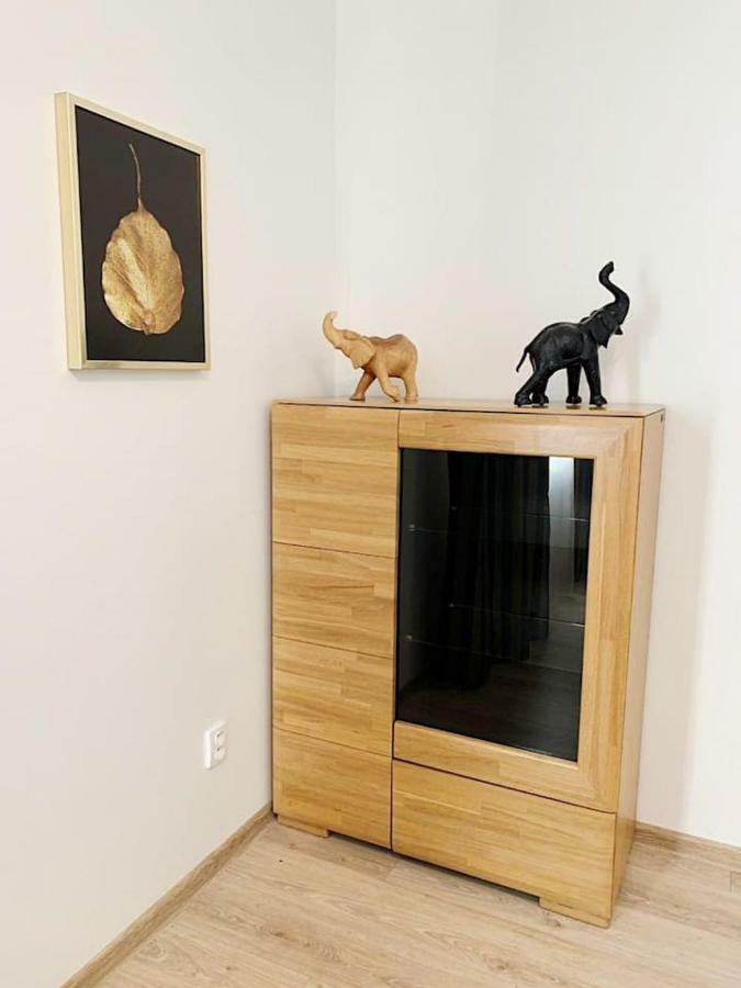 Luxe Bungalow,20min City Centr,5min Airport Tatil Evi