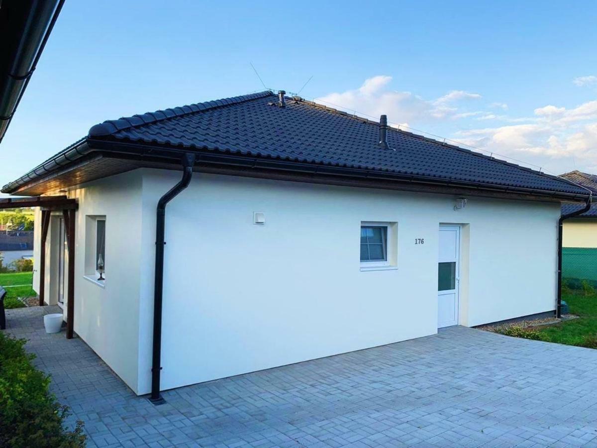 Luxe Bungalow,20min City Centr,5min Airport Ferienhaus *